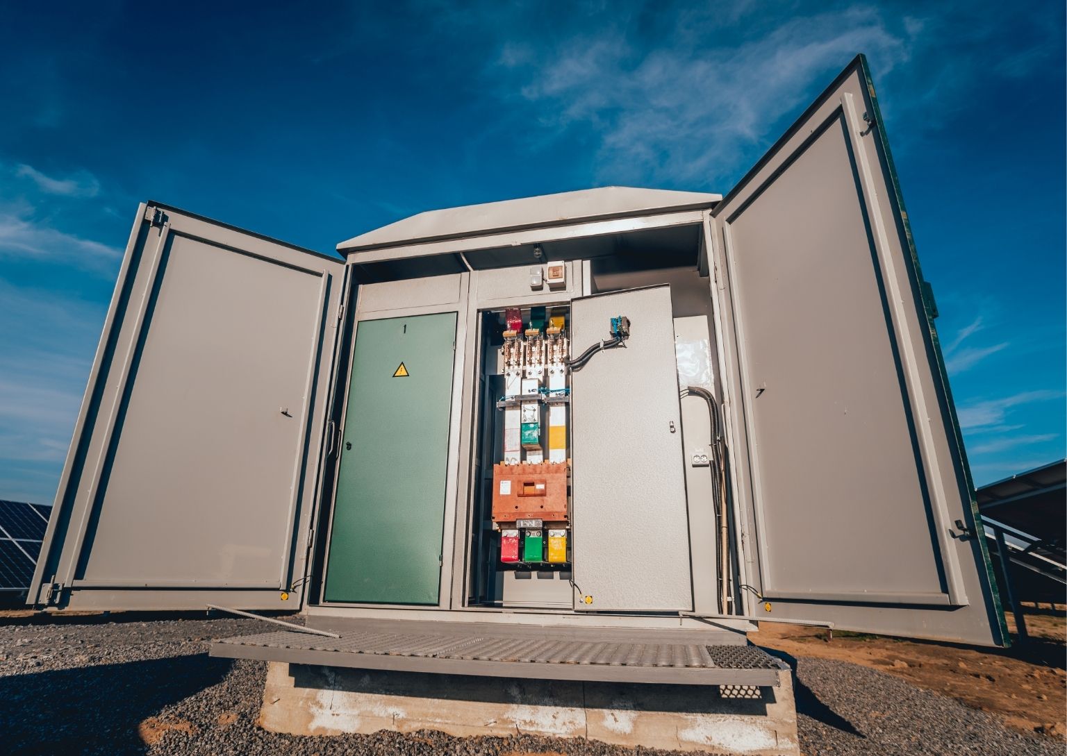 Inverter and store energy building